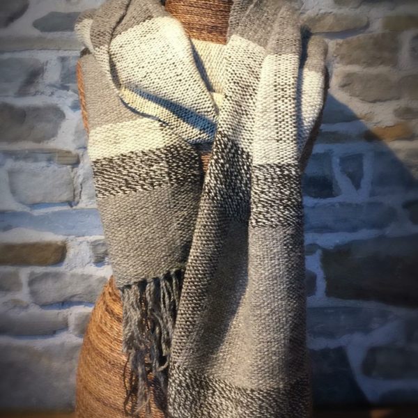 Royal Edge, Pedddle, wool woven scarf