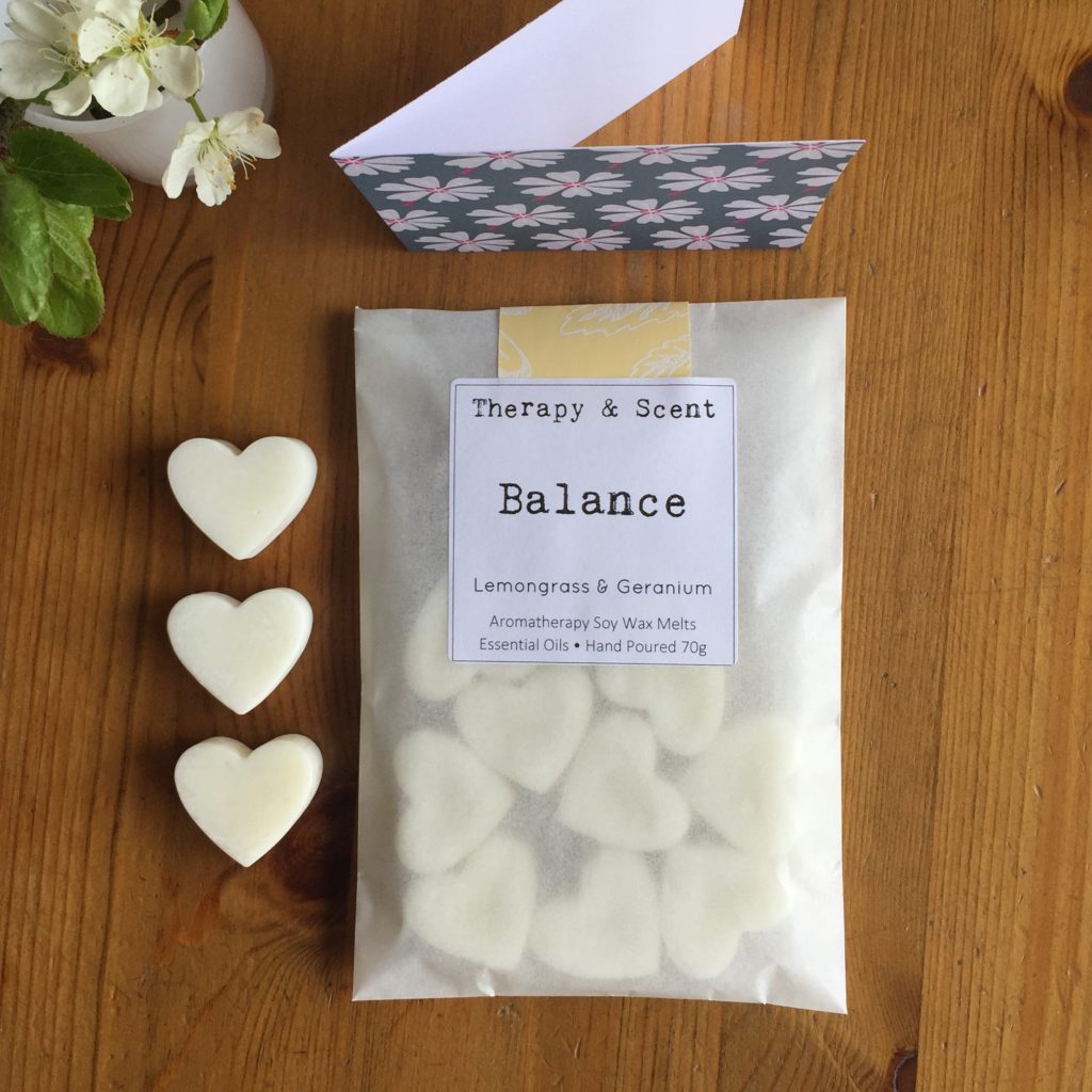 A Letterbox gift, luxury soy wax, aromatherapy melts, made with pure essential oils and blended for therapeutic benefits to help well-being. You can send a personalised message with the gift, from you to the recipient.
