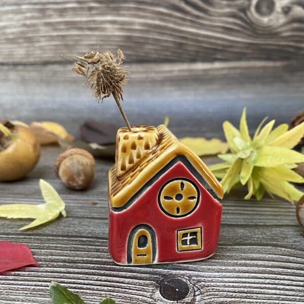 red-ceramic-house-laurel-tree-pottery