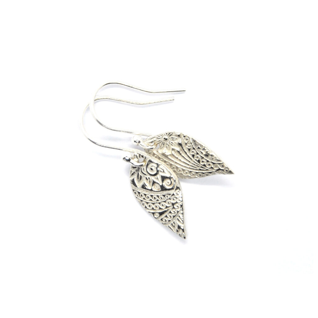 Leaf shape drop earrings with paisley pattern made in recycled silver Mijoux Creations