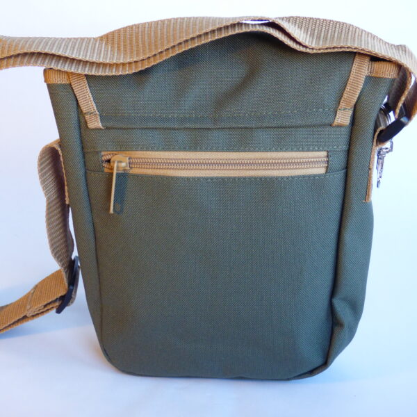 bertiewoofsterandme,dogwalking bag in olive green showing secure zipped back pocket