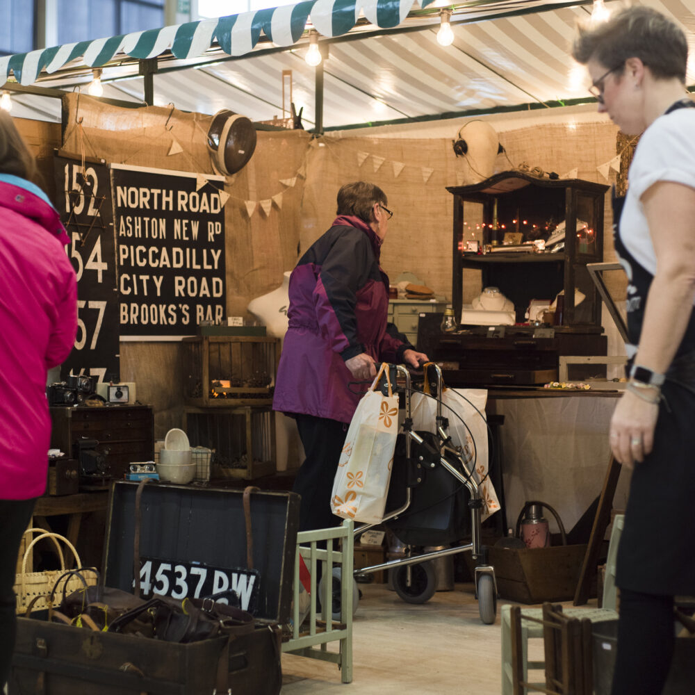 MK Handmade Vintage Pop up