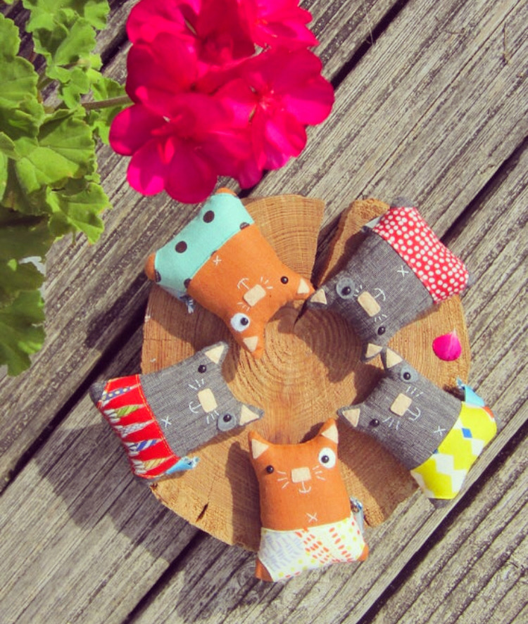 Small handmade linen cats in pants