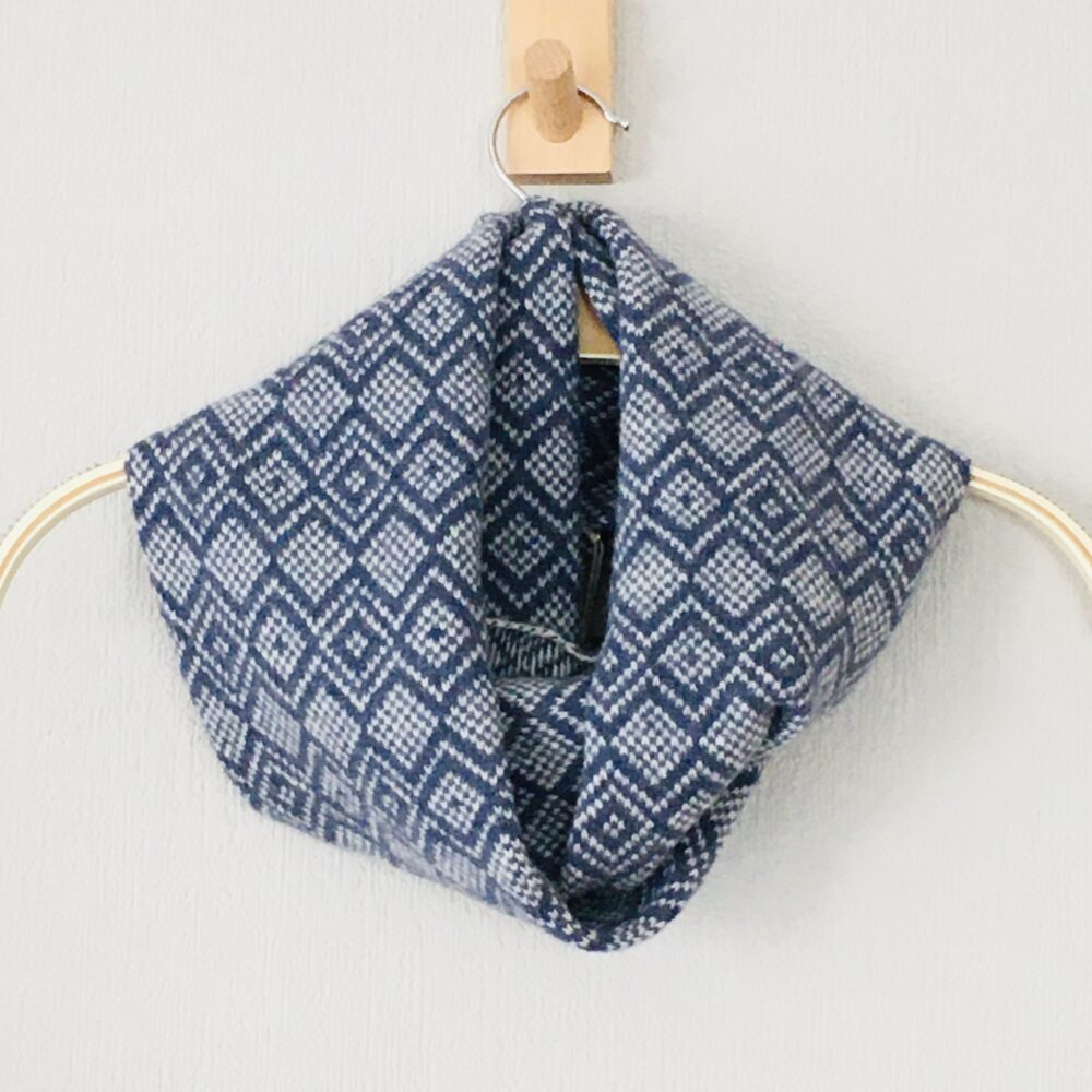 FinesseKnits, snood neck warmer soft merino lambswool navy blue and white