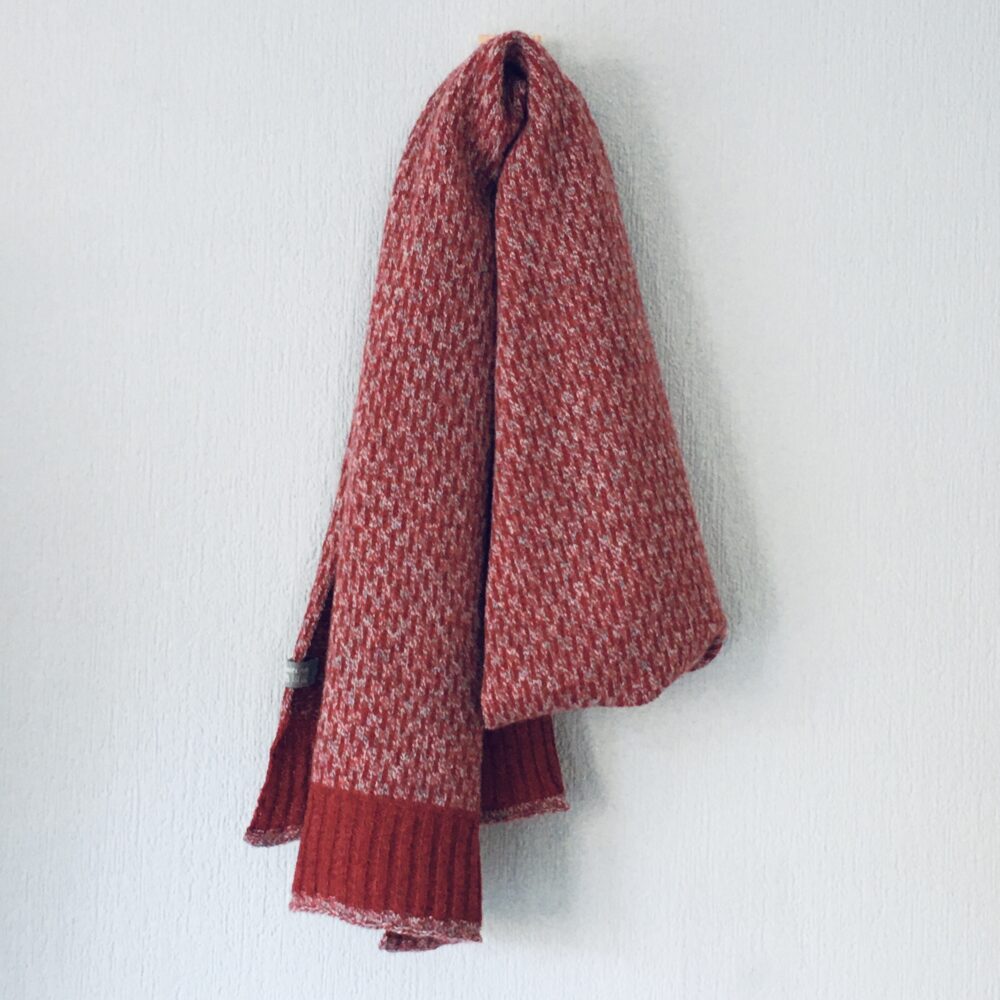 FinesseKnits, long Nordic scarf marled yarn berry red silver grey with berry red end ribbed panels
