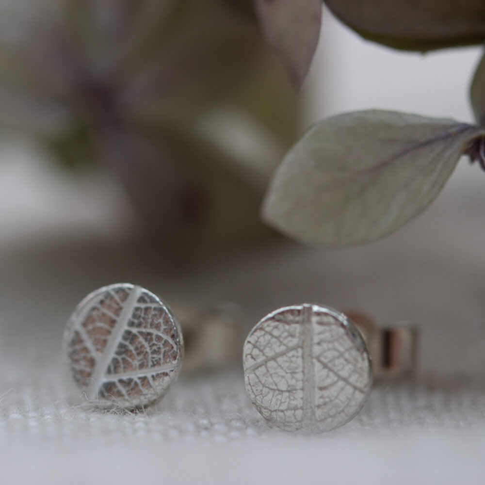 The Little Red Hen recycled silver mini studs handmade leaf pattern shiny