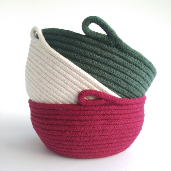 Coloured rope bowls