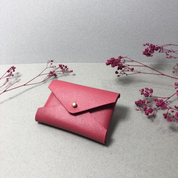 Paulo Vulpes atelier envelope magenta saffiano leather pink bright pink electric rose Essex minimalist design sustainable sustainably sourced