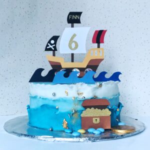 Pirate theme cake topper set
