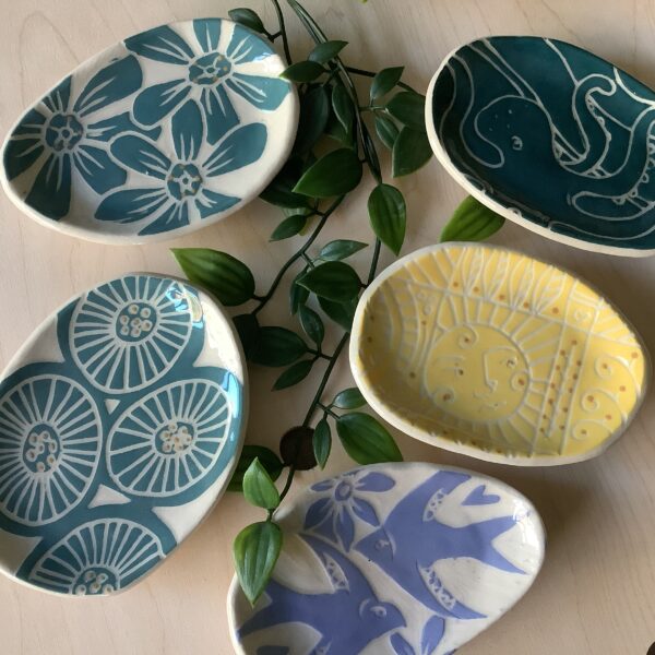 Small decorative ceramic dishes