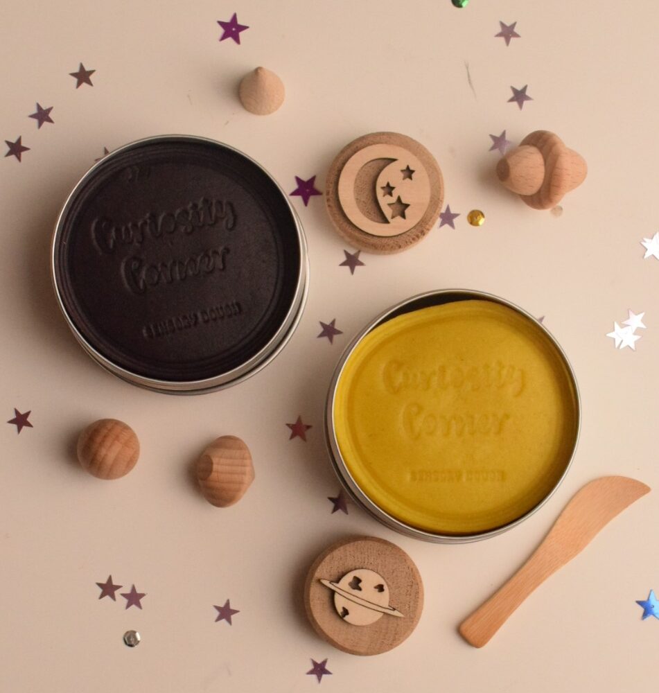 Little Ones, sensory dough and loose parts