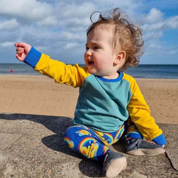 Simpson + C by the Sea - Sporty Raglan Sweater and Jazzy Leggings. Baby Clothes..