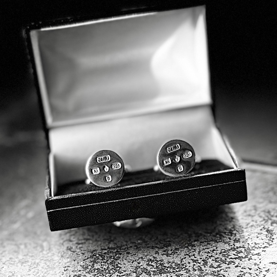 Limited Edition Queen Elizabeth II Commemorative Jubilee Cufflinks. These Sterling Silver Cufflinks feature a special bespoke hallmark in the shape of a cross, with a commemorative component Mark in the Hallmark, designed specially to celebrate our late Queen's Platinum Jubilee and depicting an Orb and 70, and only available in 2022. These cufflinks not only commemorate the Platinum Jubilee but are also now in memory of our late Queen’s sad passing, just weeks after her jubilee celebrations. They have become a little piece of our history. Nicole Jansen Jewellery