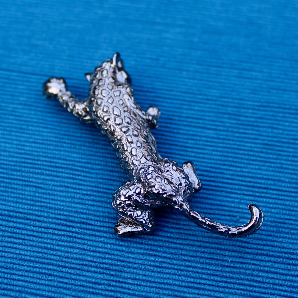 Vintage leopard brooch