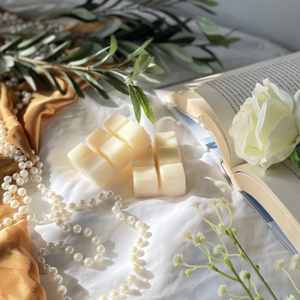 Amber Hue Candles, Soy Wax Melts
