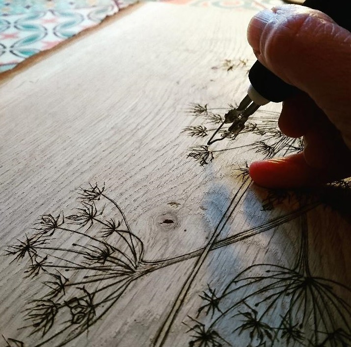 Cow parsley pyrography design by Burnt Cookies