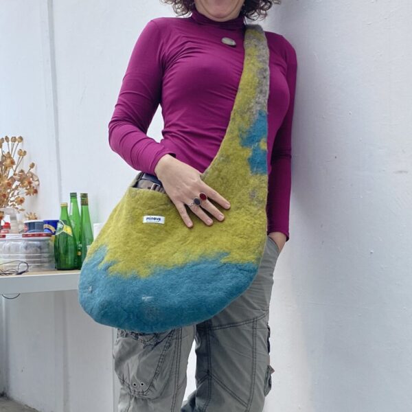 Pouchy, Felt Bag -Large by MINOVA