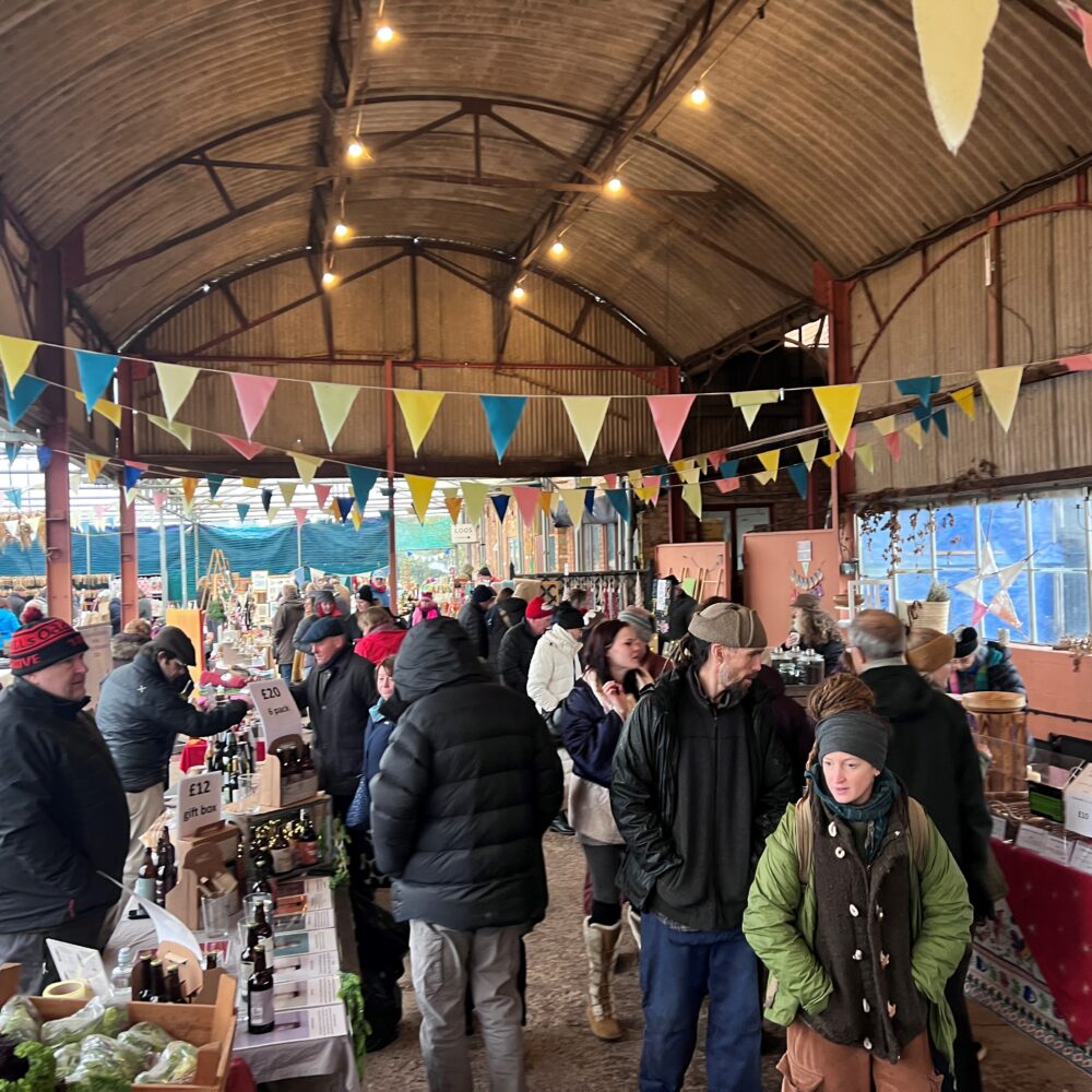 Market At The Fold in Bransford - market in action