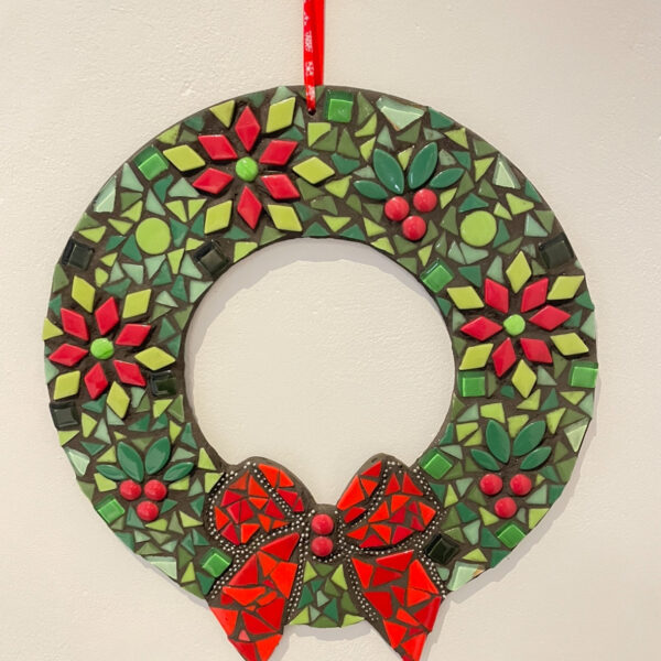 Mom’s Mosaics has a large selection of Christmas decoration and Christmas wreaths.