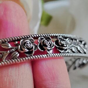 Luminous Pretties Open cuff sterling silver floral bracelet bangle