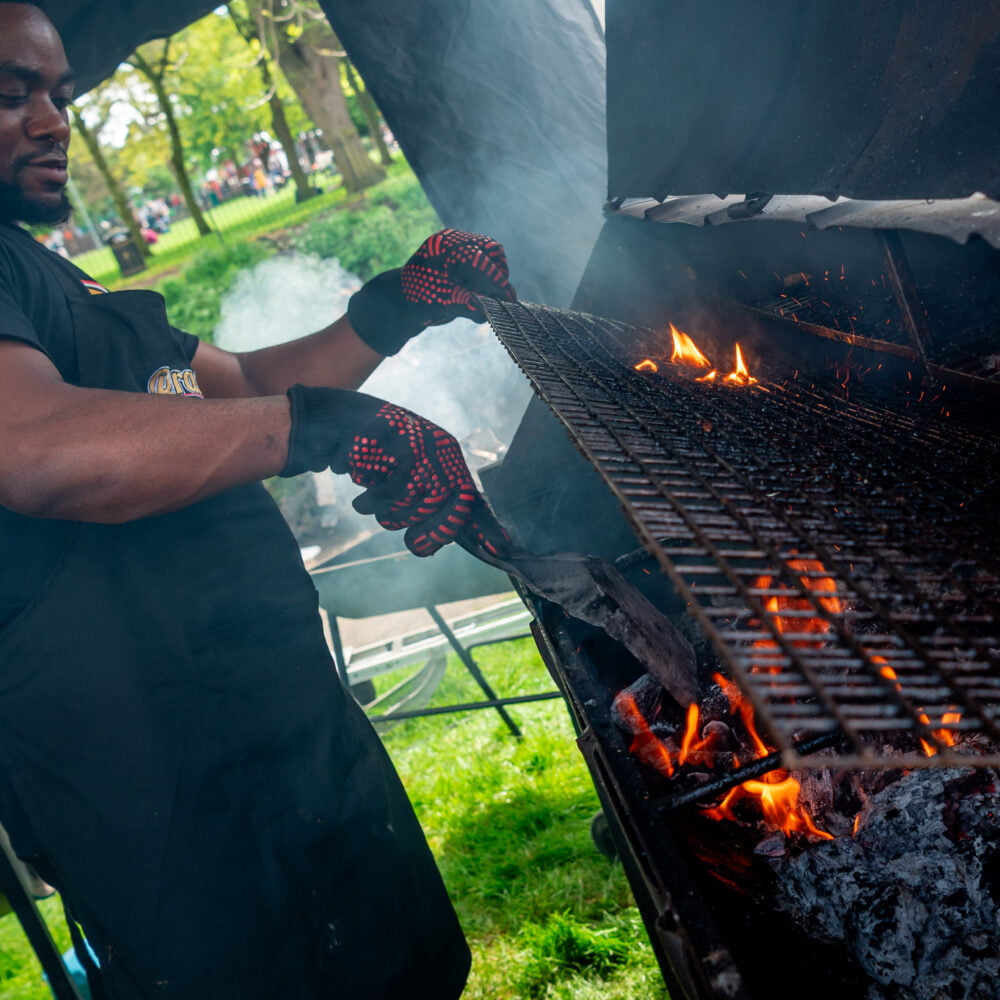 Swansea Food & Drink Festival | Gŵyl Bwyd a Diod Abertawe