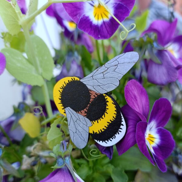 Bumble Bee Brooch