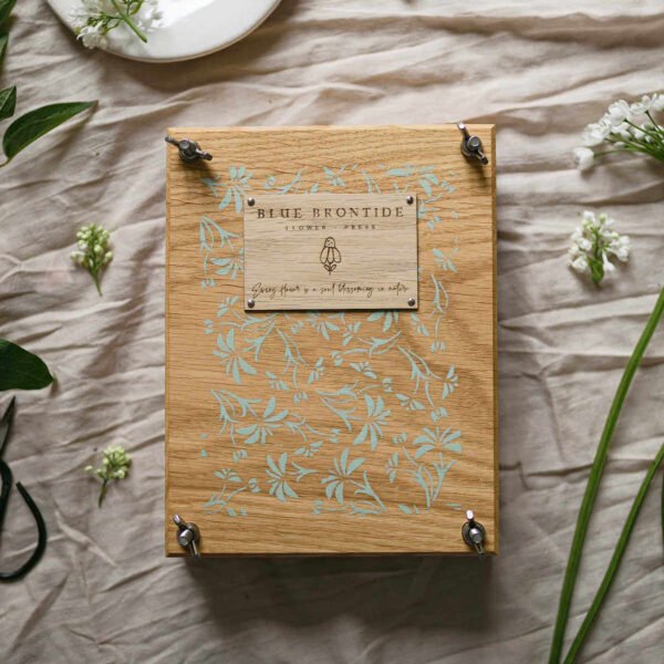 wooden flower press by blue brontide