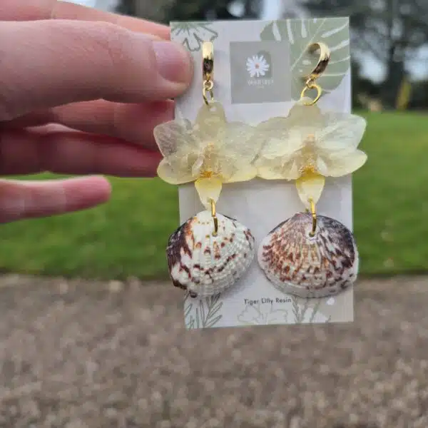 Tiger Lilly Resin