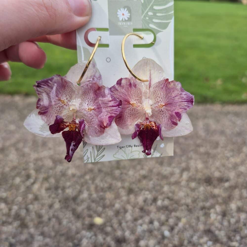 Tiger Lilly Resin