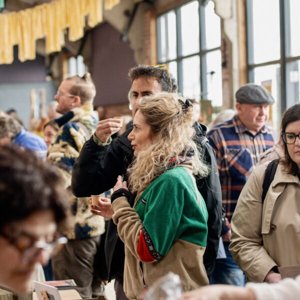A busy Forage Market where you can shop, drink, eat and listen to a relaxed DJ set.