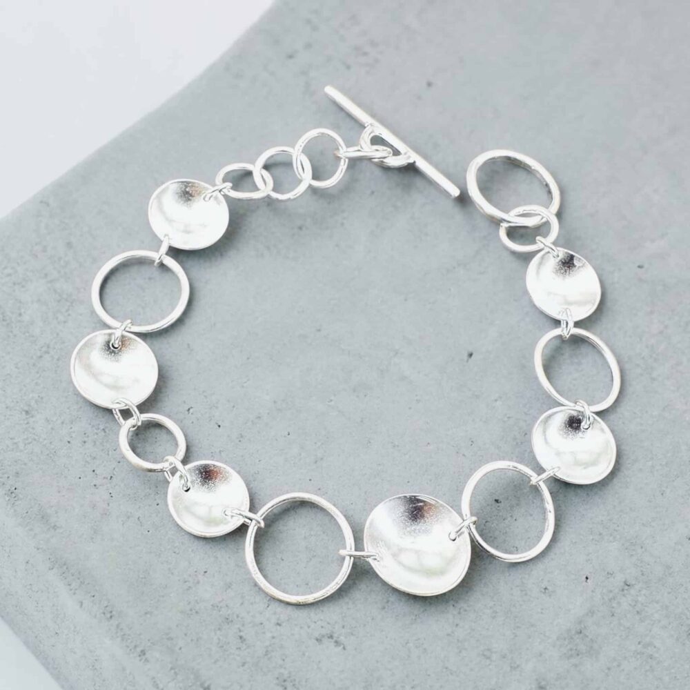 Discs and circles bracelet