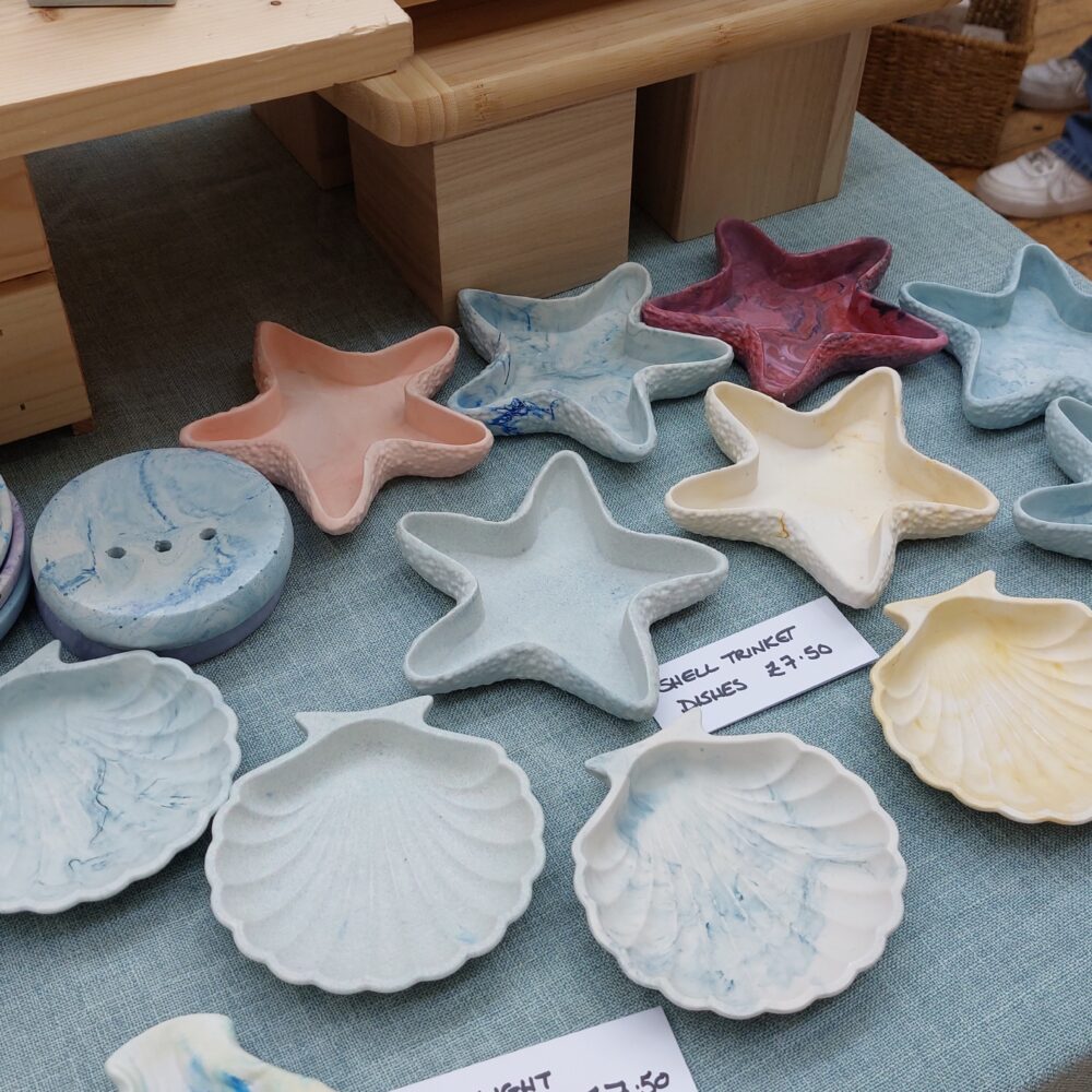 Shell and starfish trinket dishes in sea themed colours by Aquatic freckle