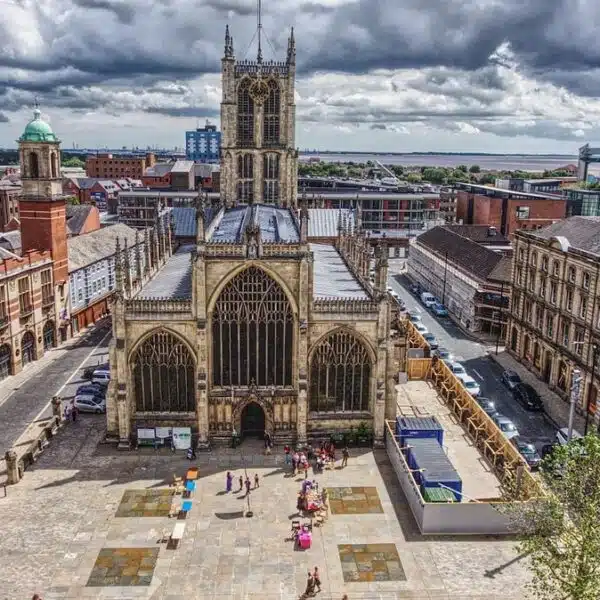 Trinity Sq, Hull Minster