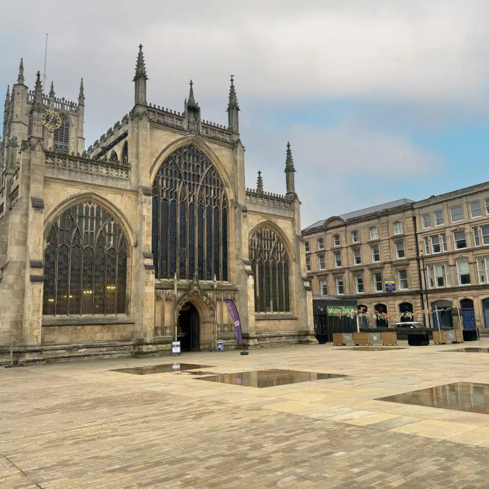 Trinity Sq, Hull Minster